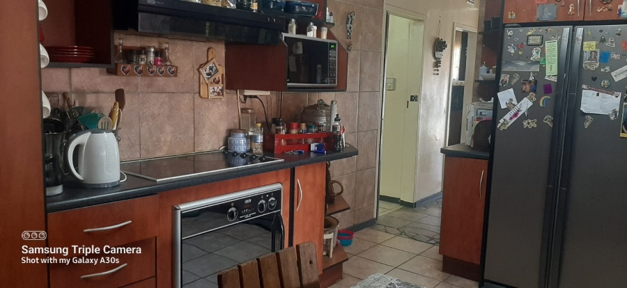 3 Bedroom Property for Sale in Rustenburg North North West